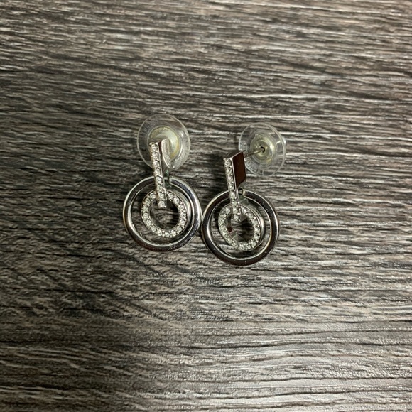 Mini circle crystal earrings from Swarovski. - Picture 2 of 5
